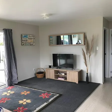 Whitianga Kiwi Bach Villa Exterior photo