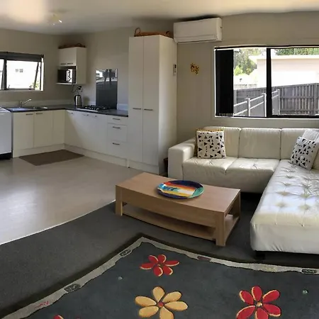 Whitianga Kiwi Bach Villa Exterior photo